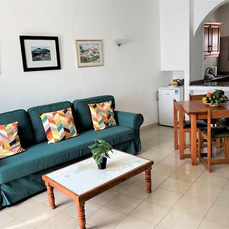 Вилла Spacious Sunny Relaxing Lanzarote Пуэрто дель Кармен Экстерьер фото